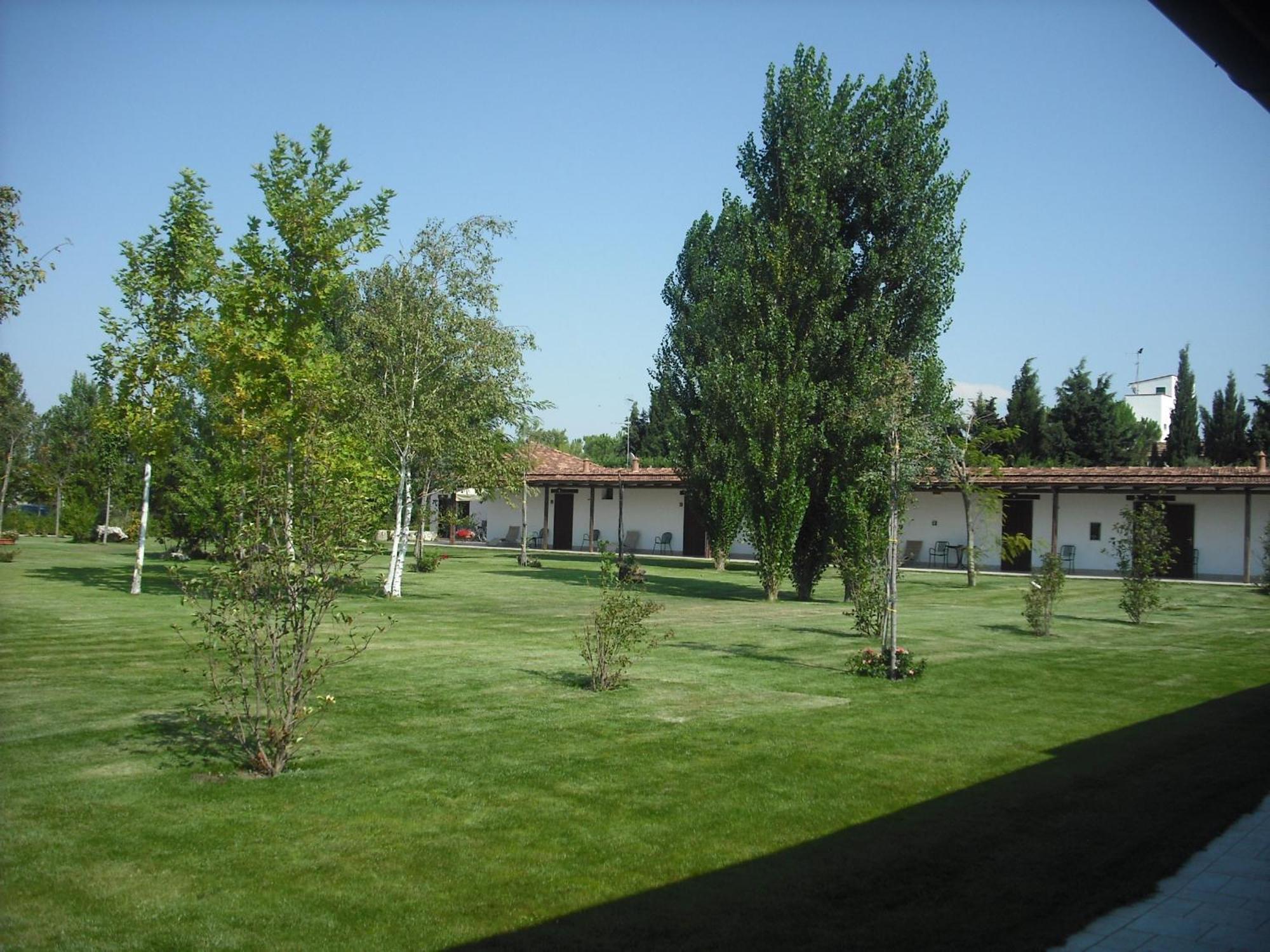 Masseria Protomastro Hotel Gravina in Puglia Bagian luar foto